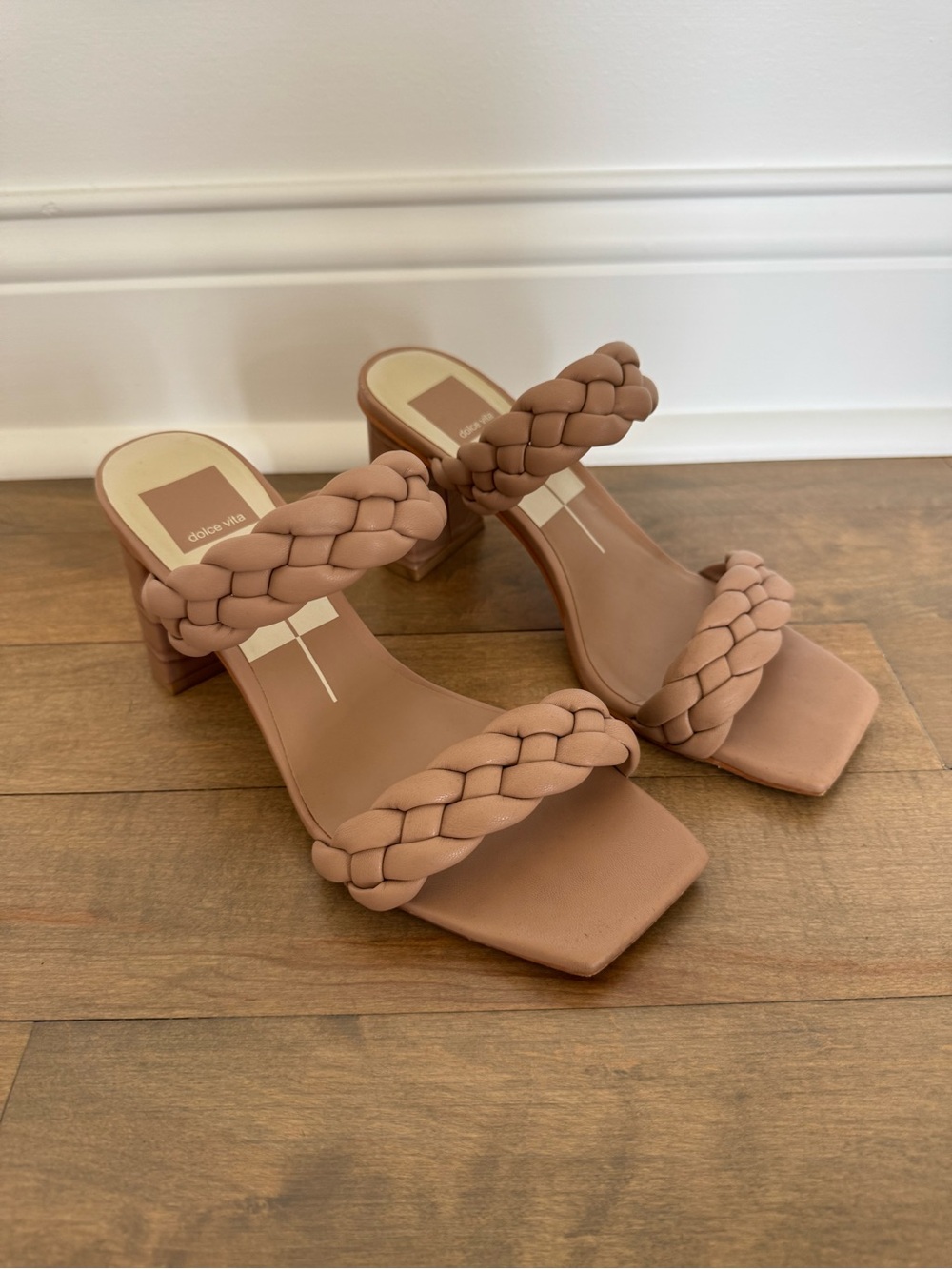 Dolce Vita Paily Braided Sandel in Light Tan, Size 8